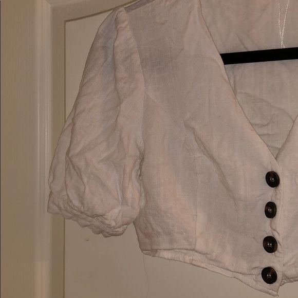 Re:named cropped white blouse - Picture 3 of 3